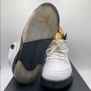 Mens Jordan Retro 5 size 8 Good condition